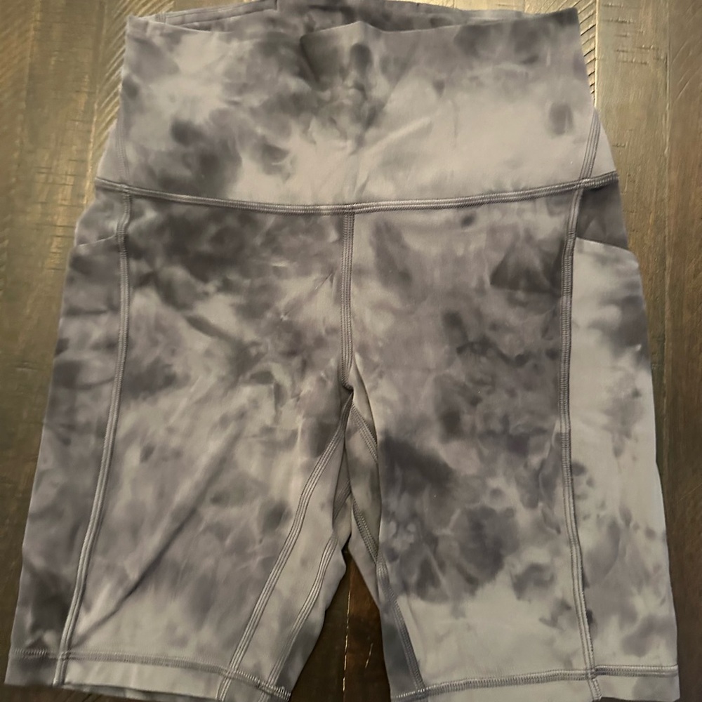 Lululemon multi color camo shorts.
